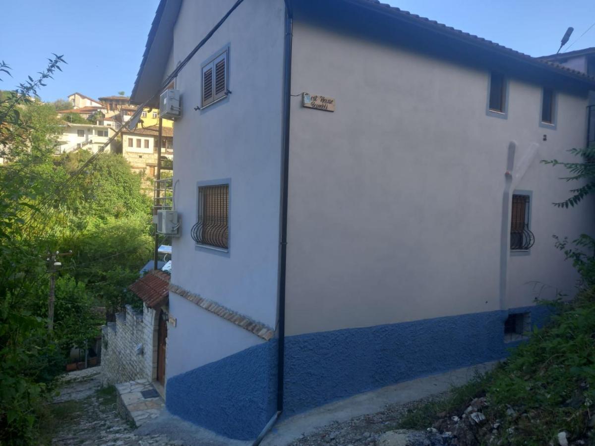 Guest House Bumbli 베라트 외부 사진